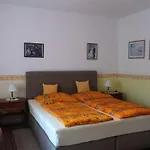 In Doebroekoez Mit Privatem Pool By Interhome Prázdninový dům *