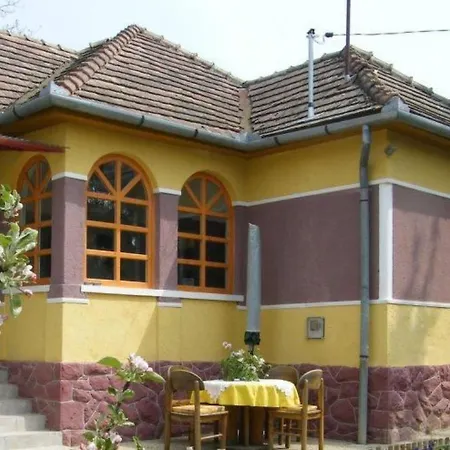 Сasa de vacaciones In Doebroekoez Mit Privatem Pool By Interhome