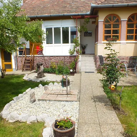 Сasa de vacaciones In Doebroekoez Mit Privatem Pool By Interhome Dobrokoz