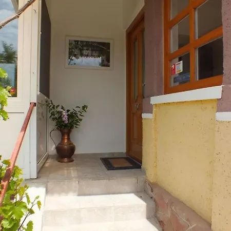 In Doebroekoez Mit Privatem Pool By Interhome Prázdninový dům *