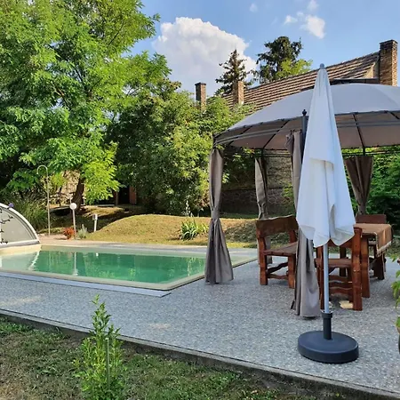 In Doebroekoez Mit Privatem Pool By Interhome