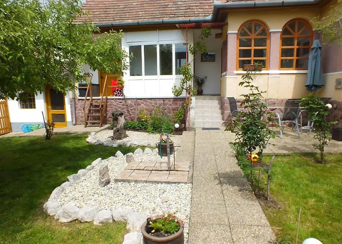 Сasa de vacaciones In Doebroekoez Mit Privatem Pool By Interhome Dobrokoz