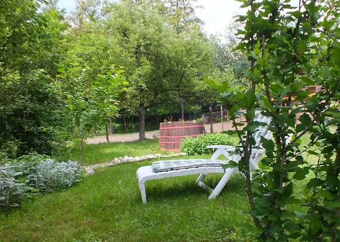 In Doebroekoez Mit Privatem Pool By Interhome Сasa de vacaciones *